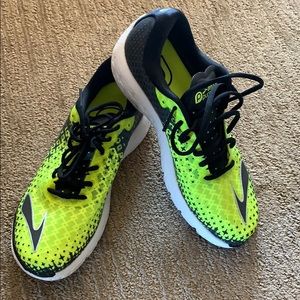 Men’s Brooks Pure Flow running shoes